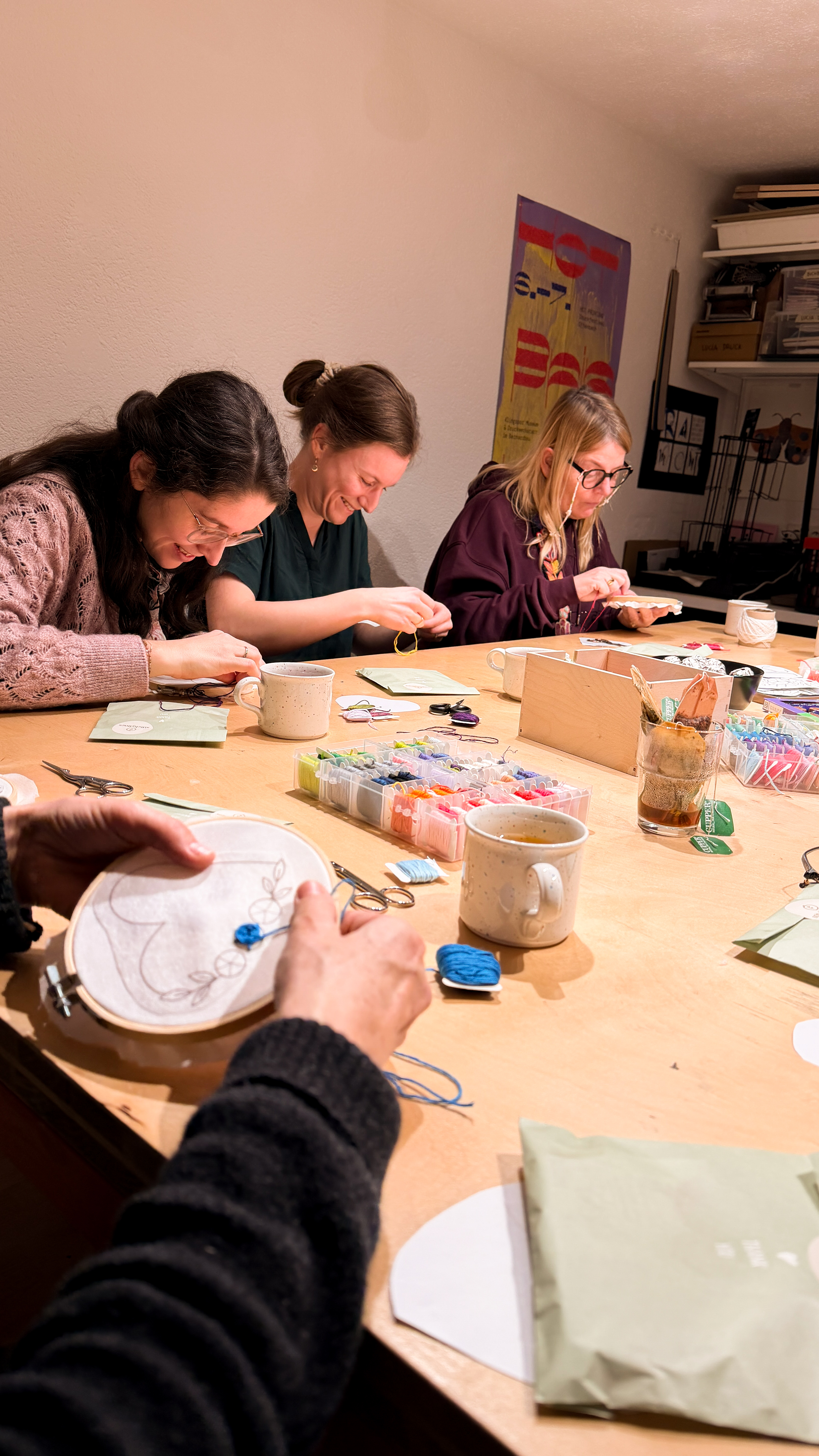 Workshop-Atmosphäre am Tisch